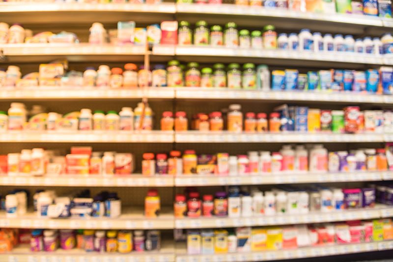 Schap met een ruim assortiment probiotica